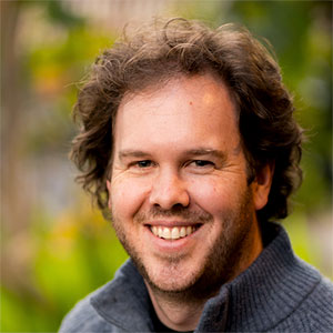 Dr Scott Cameron
