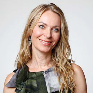 Dr Julia Hill